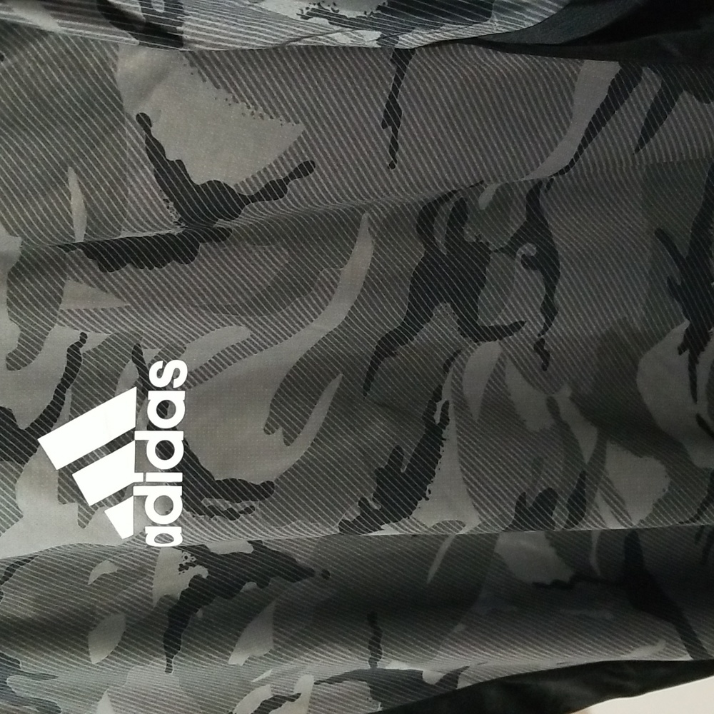 WORN TWICE Adidas Mens Primegreen Camouflage T shirt sz Small - Picture 7 of 7